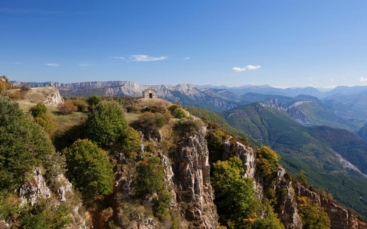 Hotel Le Refuge Des Sources Дин Ле Бен Екстериор снимка