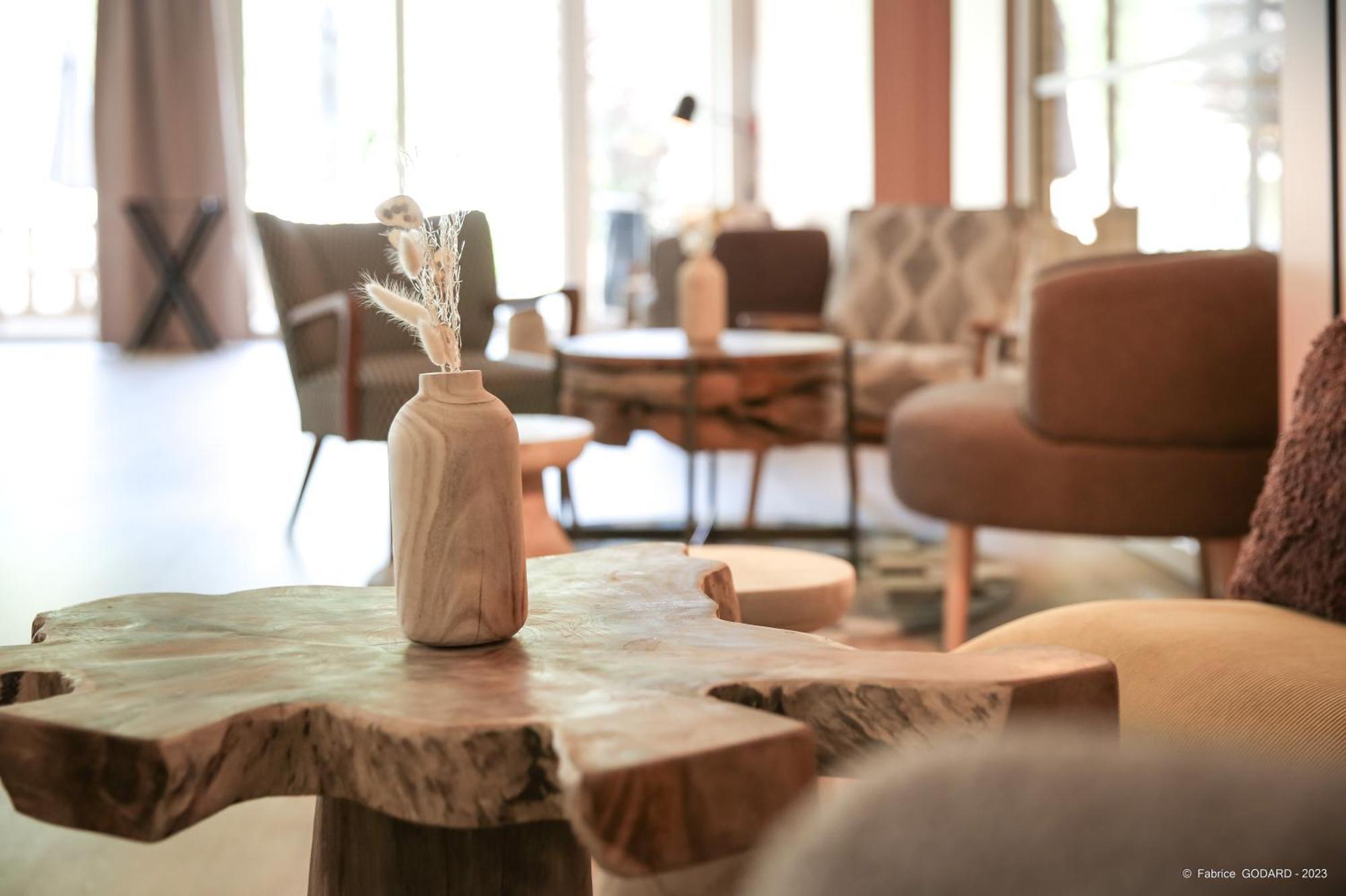 Hotel Le Refuge Des Sources Дин Ле Бен Екстериор снимка