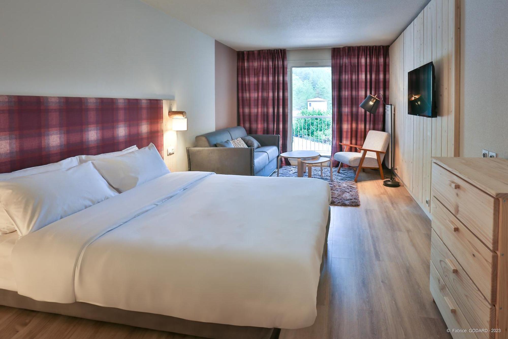 Hotel Le Refuge Des Sources Дин Ле Бен Екстериор снимка