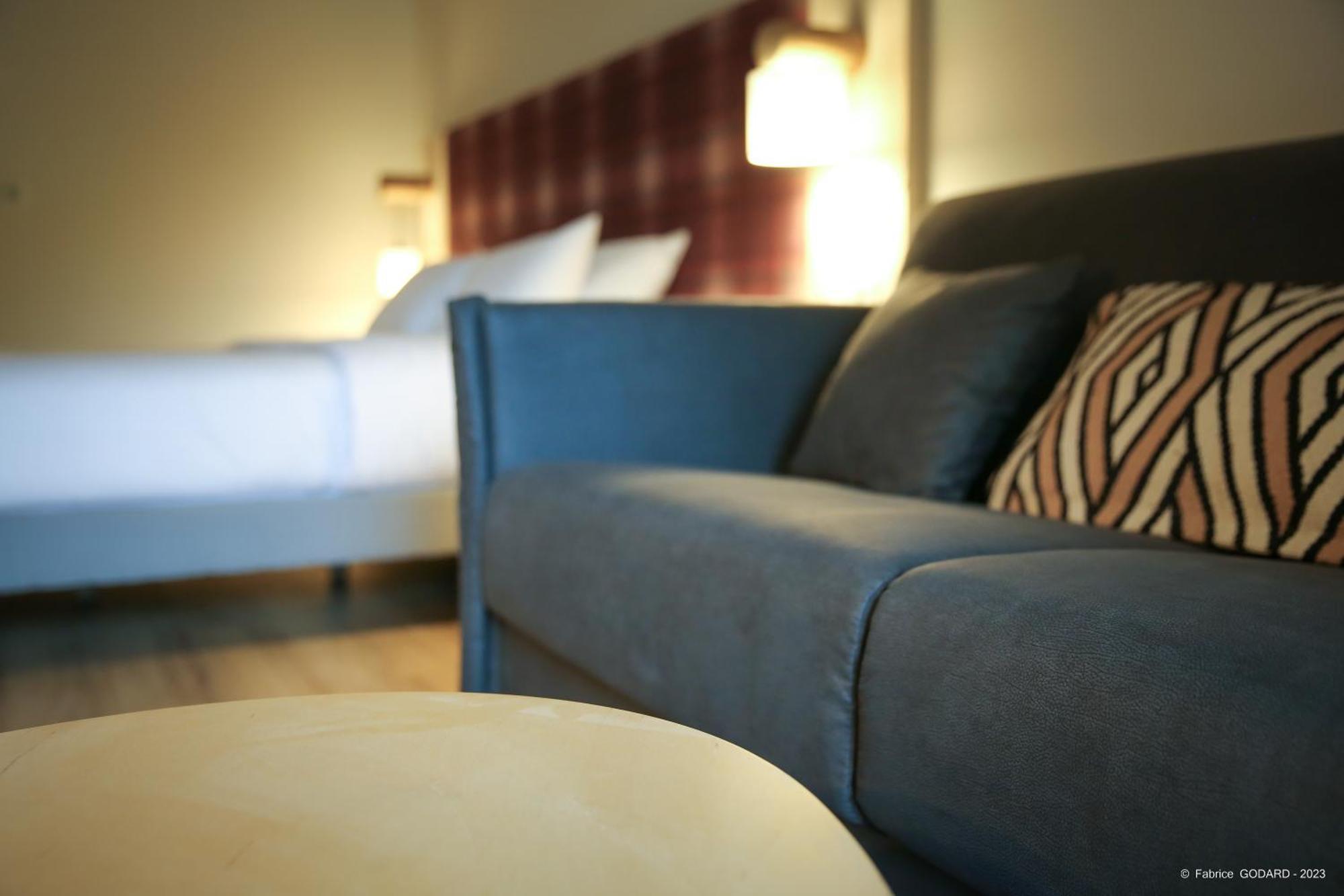 Hotel Le Refuge Des Sources Дин Ле Бен Екстериор снимка