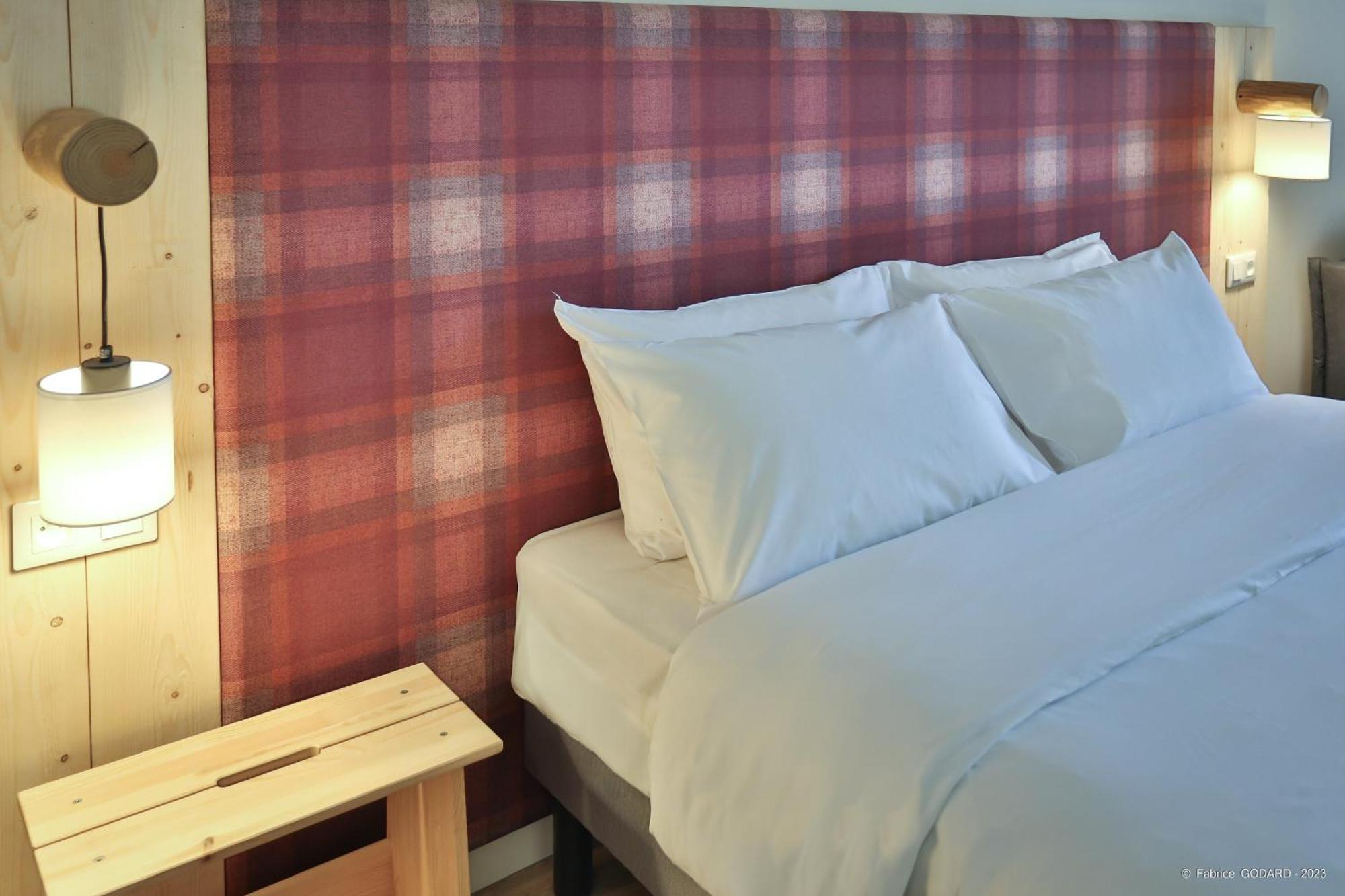 Hotel Le Refuge Des Sources Дин Ле Бен Екстериор снимка